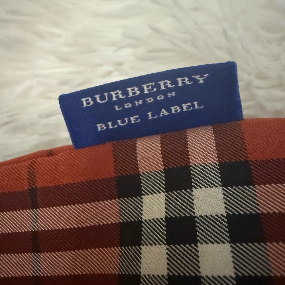 Burberry Tote/Shoulder Bag - Picture 8 of 8